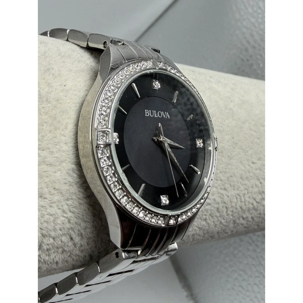 Bulova band showing